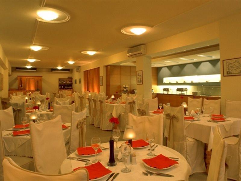 Dolfin Hotel โตโล ภายนอก รูปภาพ