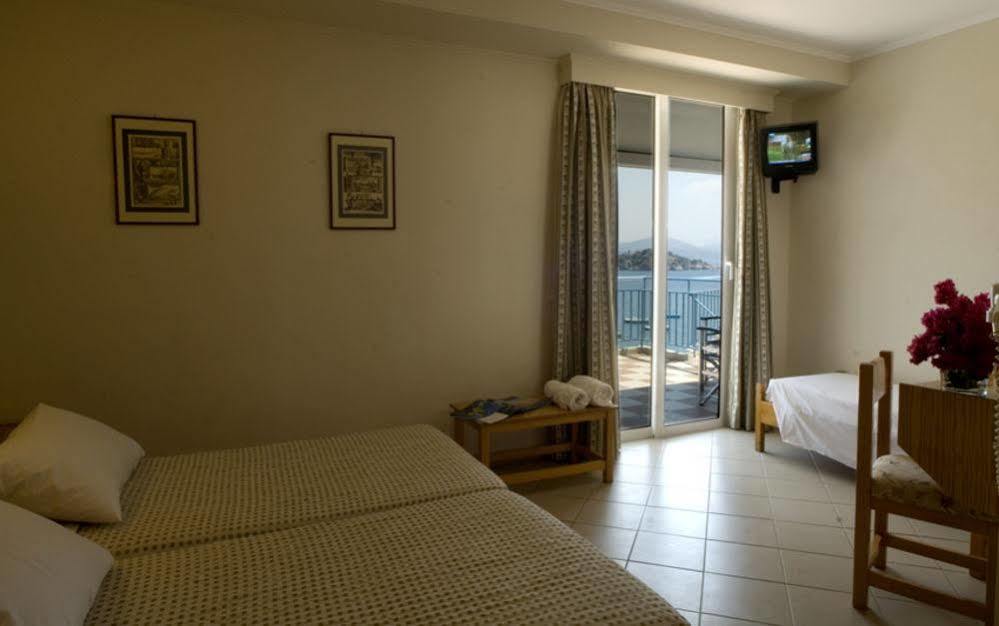 Dolfin Hotel โตโล ภายนอก รูปภาพ