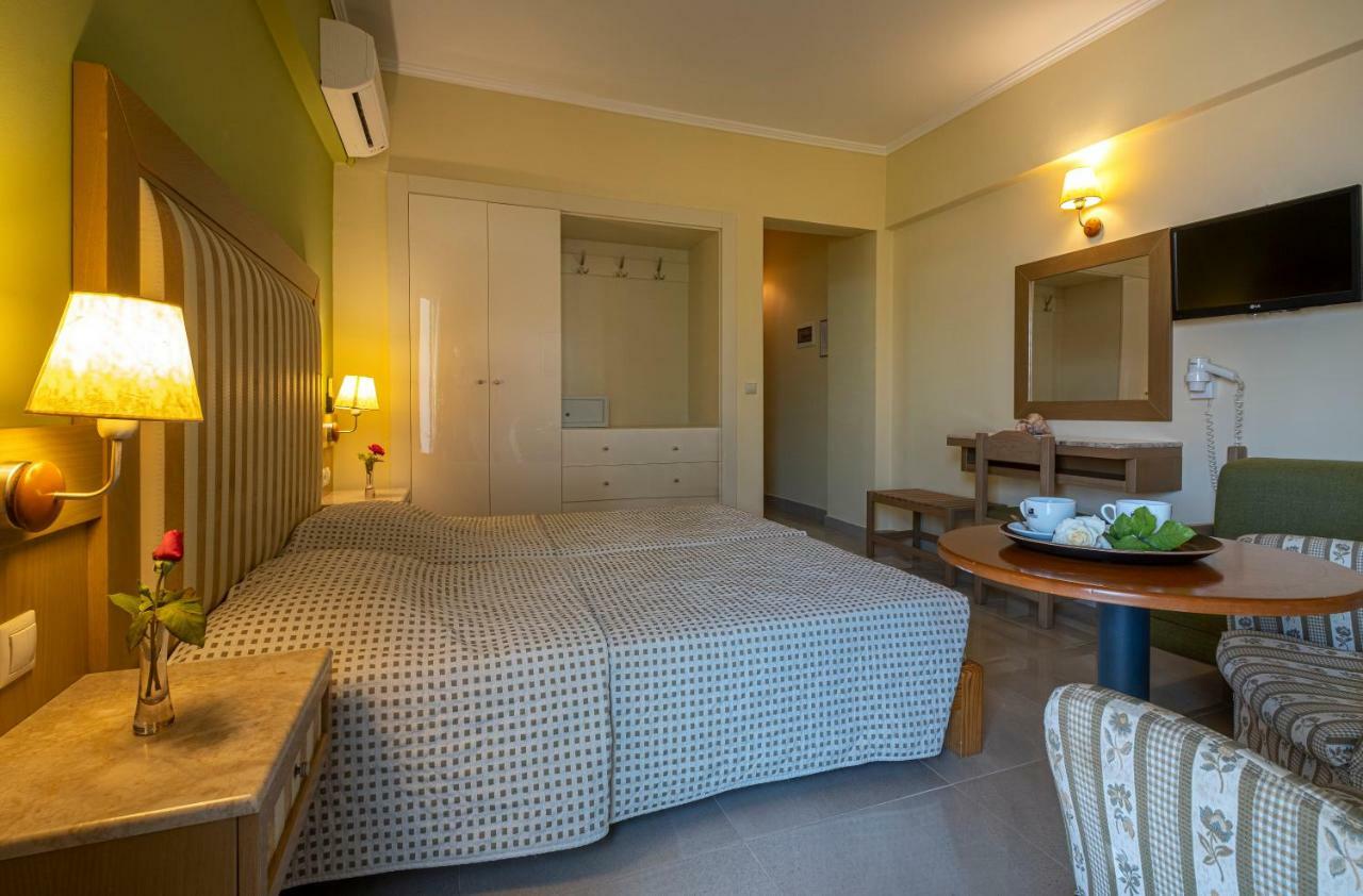 Dolfin Hotel โตโล ภายนอก รูปภาพ