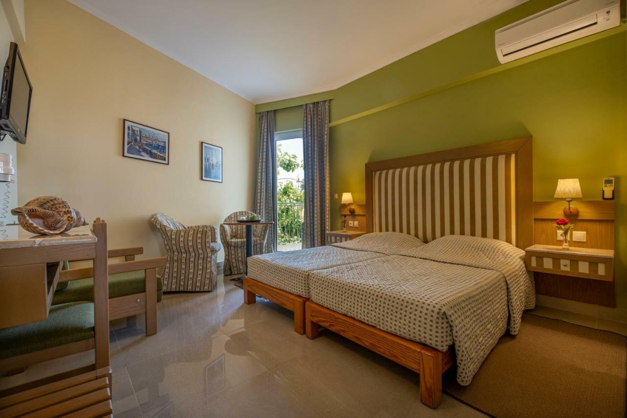 Dolfin Hotel โตโล ภายนอก รูปภาพ