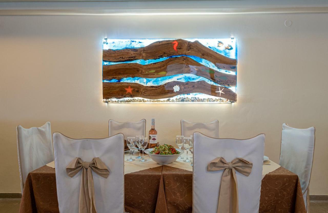 Dolfin Hotel โตโล ภายนอก รูปภาพ